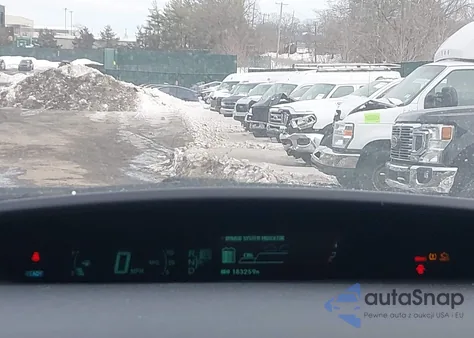 2014 Toyota Prius Three из США, поврежденный, VIN JTDKN3DU2E1765429